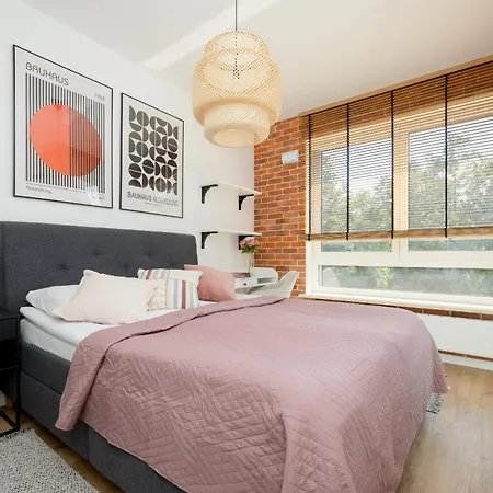 Komfortowy Dla 4 Osób Z Parkingiem By Renters *